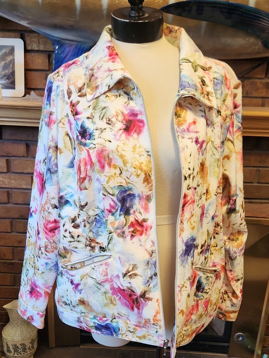 Christopher & Banks Jackets & Blazers - Christopher & Banks White Pink Blue Floral Zip-Front Jacket XL Spring Church